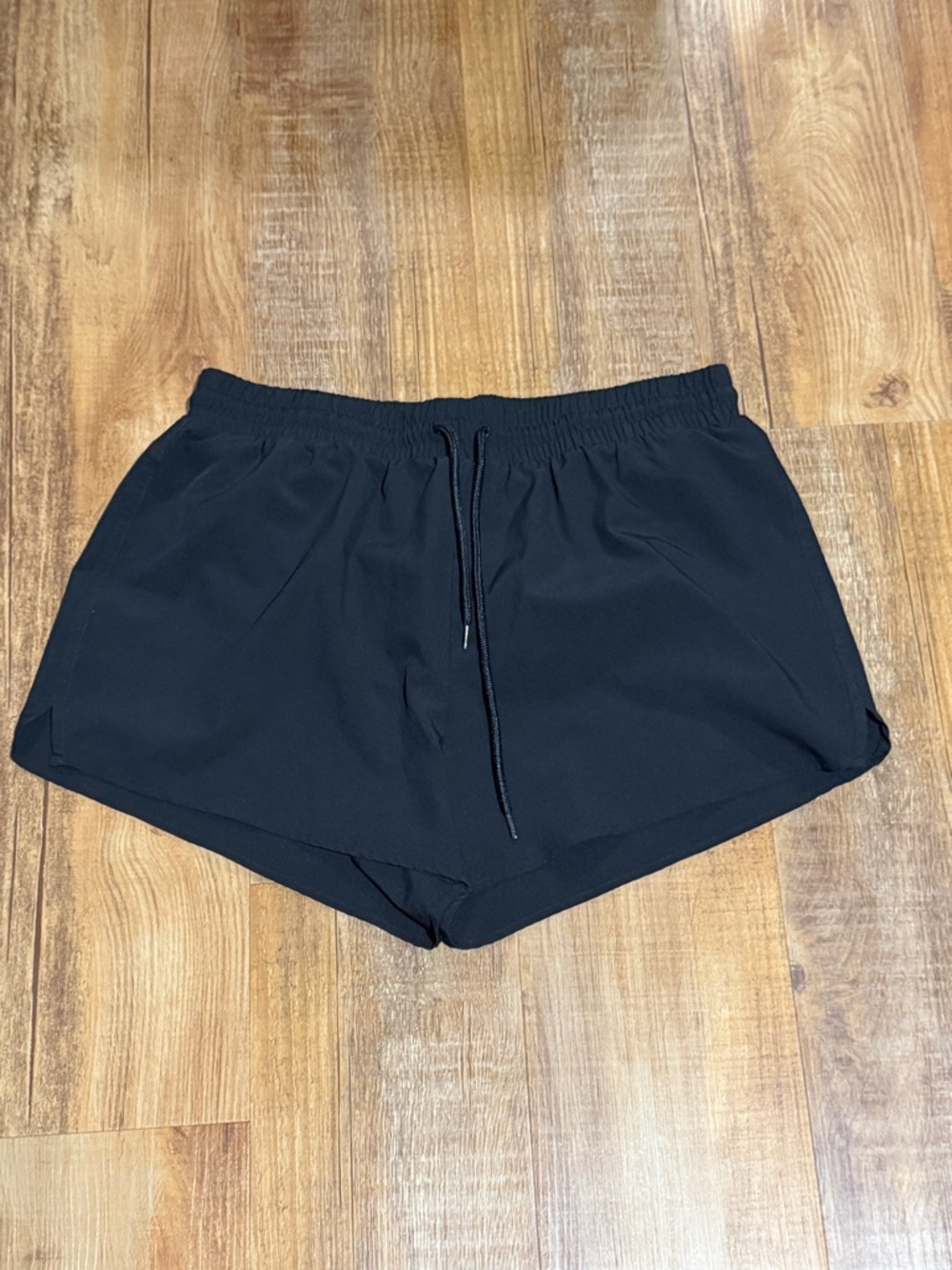 Women's Crown & Ivy Black Elastic Waist Running Shorts